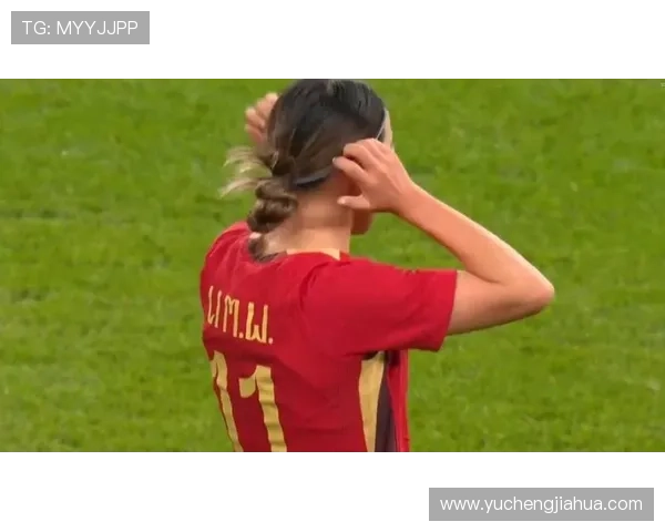 中国女足在温布利球场遭遇惨败英格兰队以8比0横扫对手